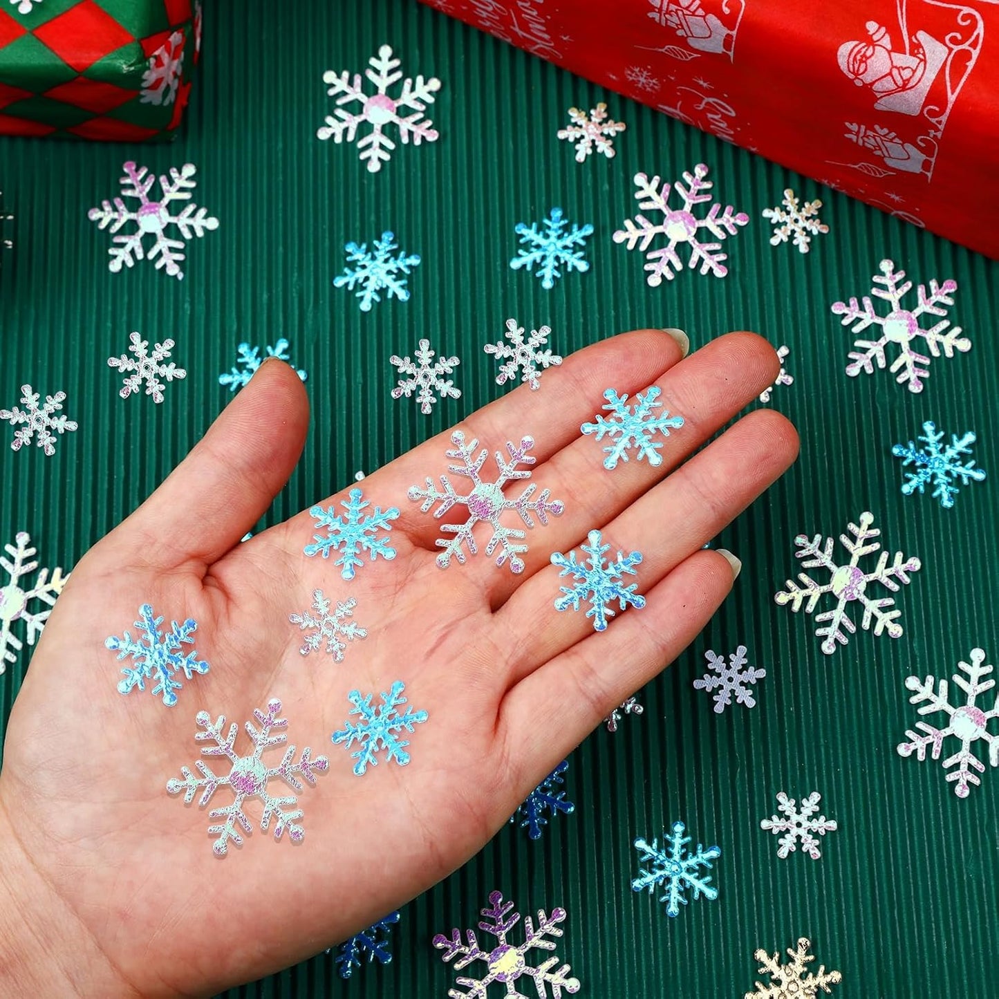 MARFOREVER Blue White Snowflake Confetti Decorations, Winter Glitter Confetti Christmas Snowflake Table Sequins Scatter Centerpiece for Xmas Winter Wonderland Wedding Snow Party Decor Supplies