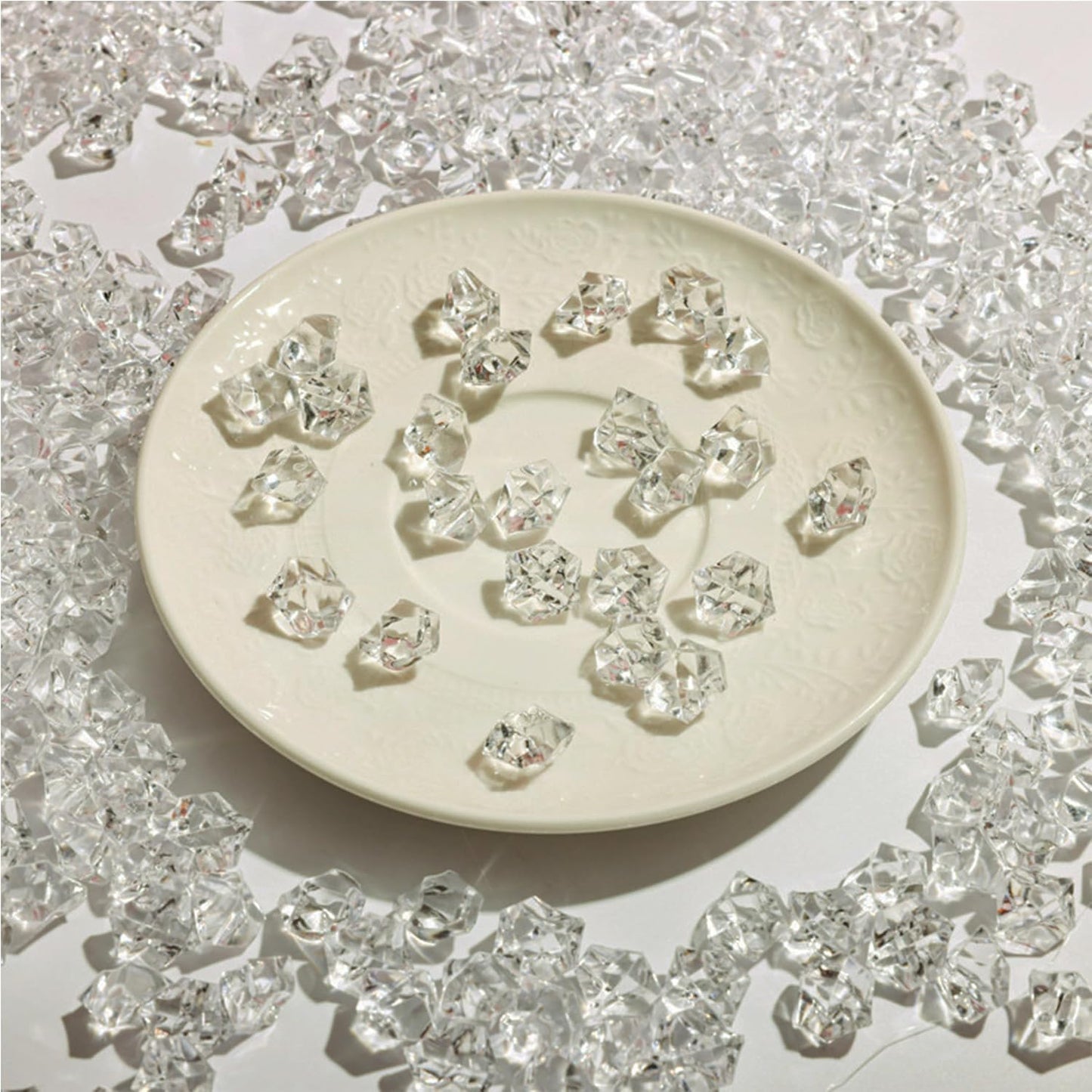 1000Pcs Clear Fake Crush Ice Rocks, Mini Vase Fillers Small Acrylic Diamonds for Centerpieces Home Party Table Scatter, 0.5in Plastic Gems for DIY Crafts