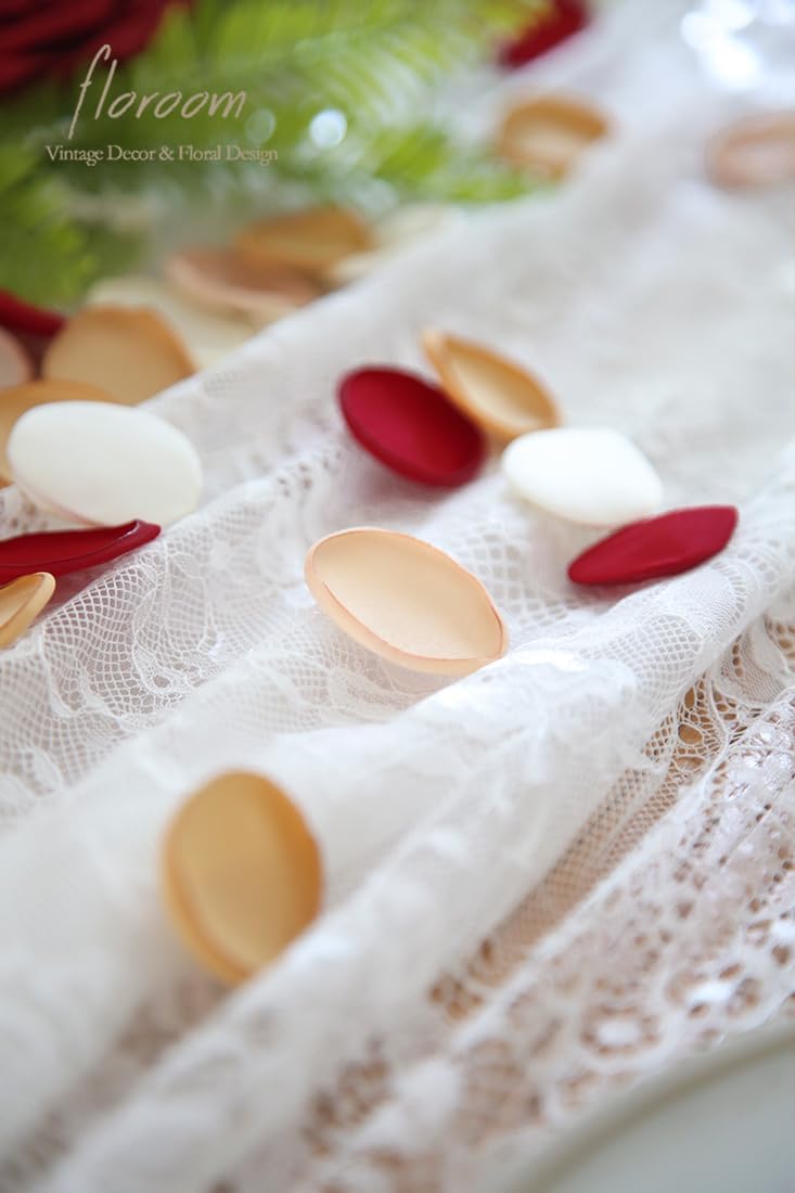 Floroom 300pcs Rose Petals Red Gold Faux Silk Flower Petals for Wedding Flower Girl Basket Aisle Scatter Cake Sweetheart Table Centerpieces Party Confetti Bridal Shower Romantic Night Decoration