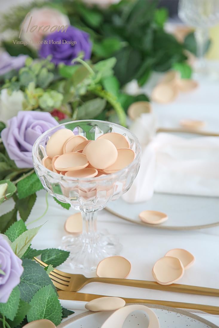 Floroom 300pcs Rose Petals Champagne Gold Faux Silk Flower Petals for Wedding Flower Girl Basket Aisle Scatter Dinner Table Centerpieces Party Confetti Bridal Shower Romantic Night Decoration