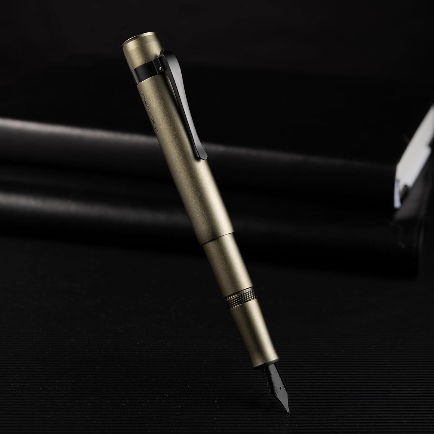 Hongdian M2 Black Forest Mini Fountain Pen, Medium Nib & Sleek Shape Aluminium Short Pocket Travel Pen (Army Green)