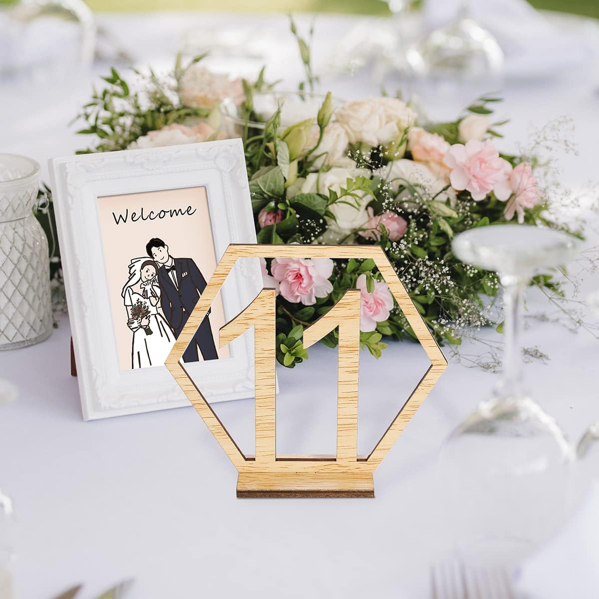 Wooden Table Numbers, Hexagon Shape 1-20 Wedding Table Numbers with Holder Base Rustic Hollow Out Wood Table Numbers Card for Wedding Party Event Catering Decoration (Hexagon)