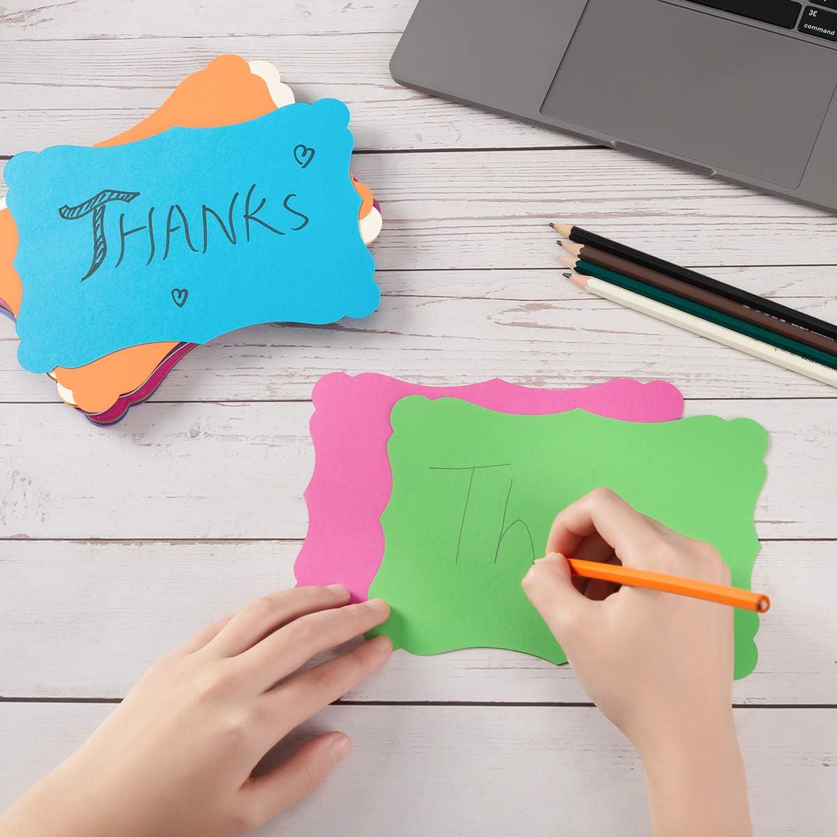 50 Pack Blank Kraft Cards Cardstock Thick Paper Brown Greeting Cards for DIY Gift Card Menus, Baby Shower and Wedding Invitations (Multicolored, 4x6IN)