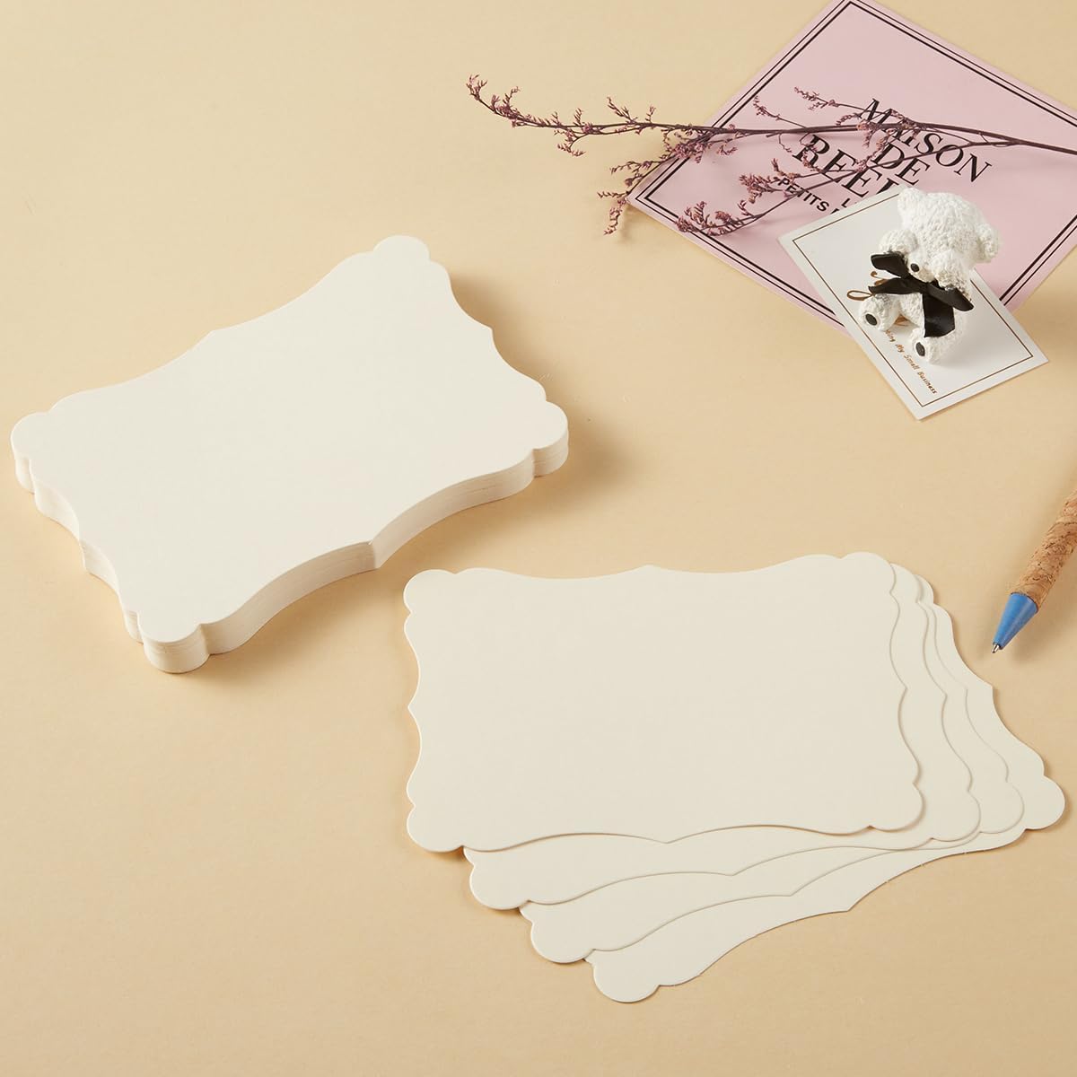 50 Pack Blank Kraft Cards Cardstock Thick Paper Brown Greeting Cards for DIY Gift Card Menus, Baby Shower and Wedding Invitations (Cream, 5x7IN)