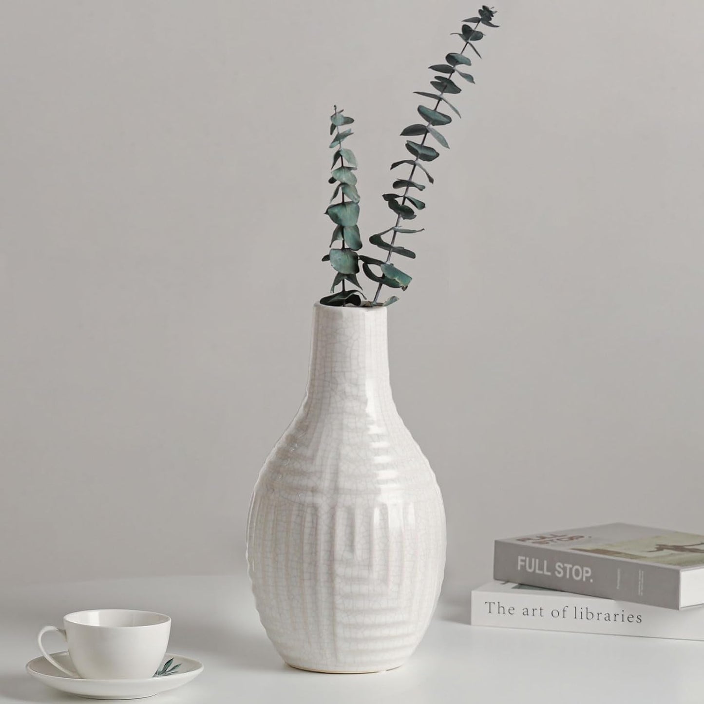 hjn hjn White Vase -Ceramic Vase for Home Decor, Modern Decor Vases for Living Room/Bookshelf/Mantel/Home Decor Accents - 9.4" H