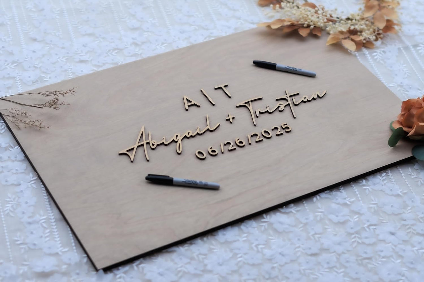 Personalized Last Name Guest Book, Unique Guest Book Sign, Custom Alternative Guest Book, Wooden Guest Book, Wedding Ceremony Guestbook Sign (Design 9)