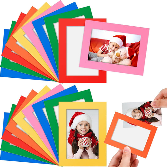 Soaoo 60 Pcs Magnetic Picture Frames Wallet Size 2.5 x 3.5 Inches Reusable Magnetic Photo Sleeves Picture Frame Holder for Home Cabinet Office Graduation Xmas Anniversary Classroom(Multicolored)