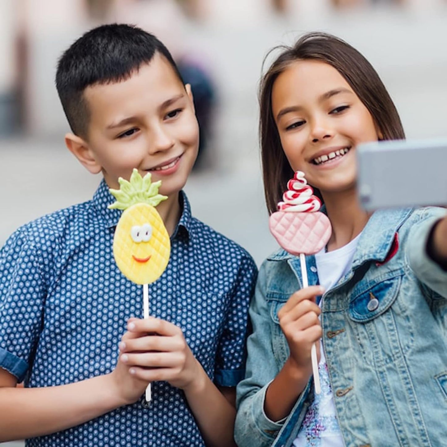 100-PCS Clear Plastic Swizzle Sticks, Crystal Cake Pops, Cocktail Coffee Drink Stirrers, Lolipop Stick, 7.24 Inch