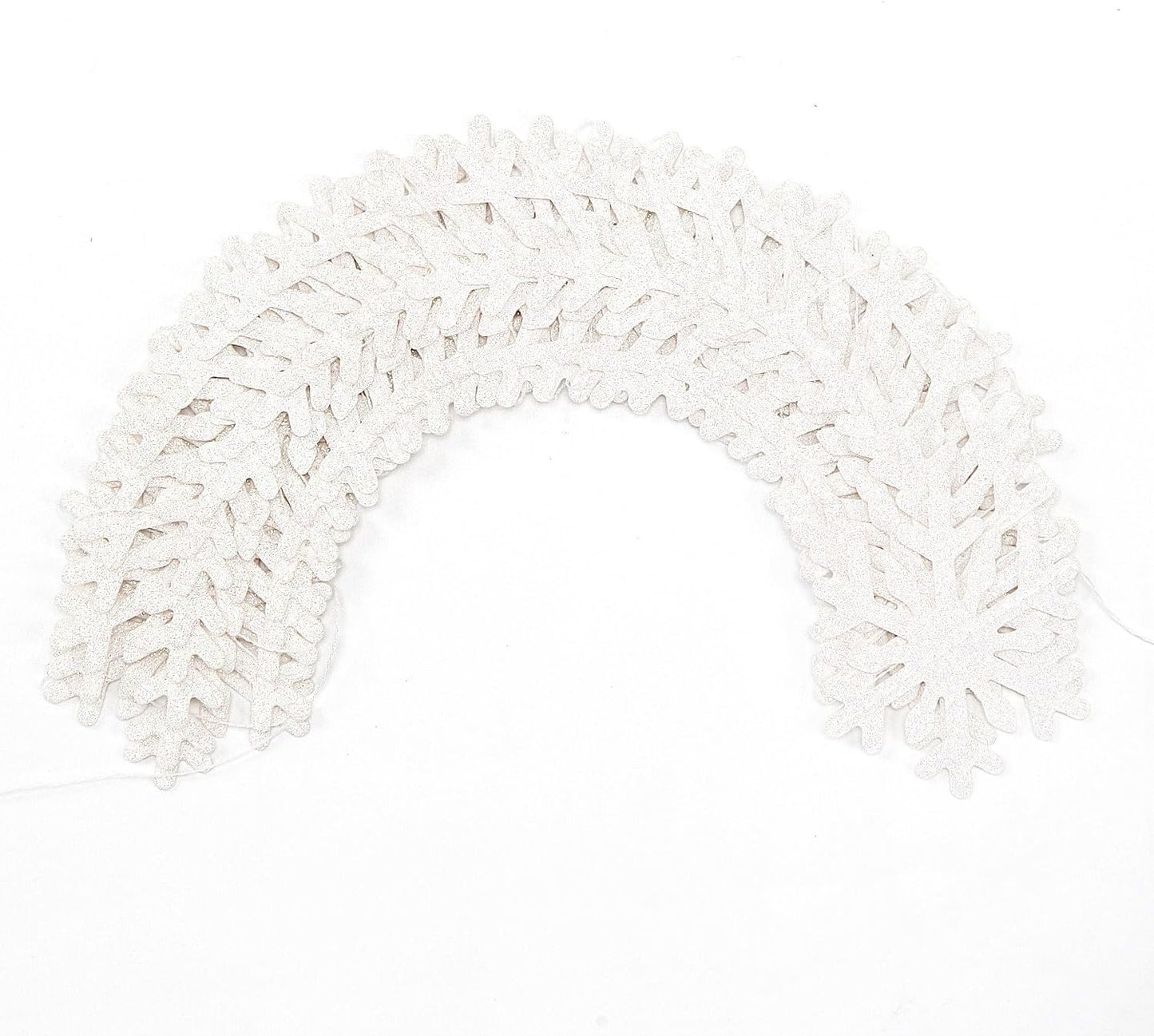 Snowflake-Snow White Christmas Party-Decoration Garland - 52ft Frozen Winter Wonderland Ornaments Hanging Paper Streamers,New Years Birthday Baby Shower Wedding Holiday Classroom Ceiling Decor Hugfond