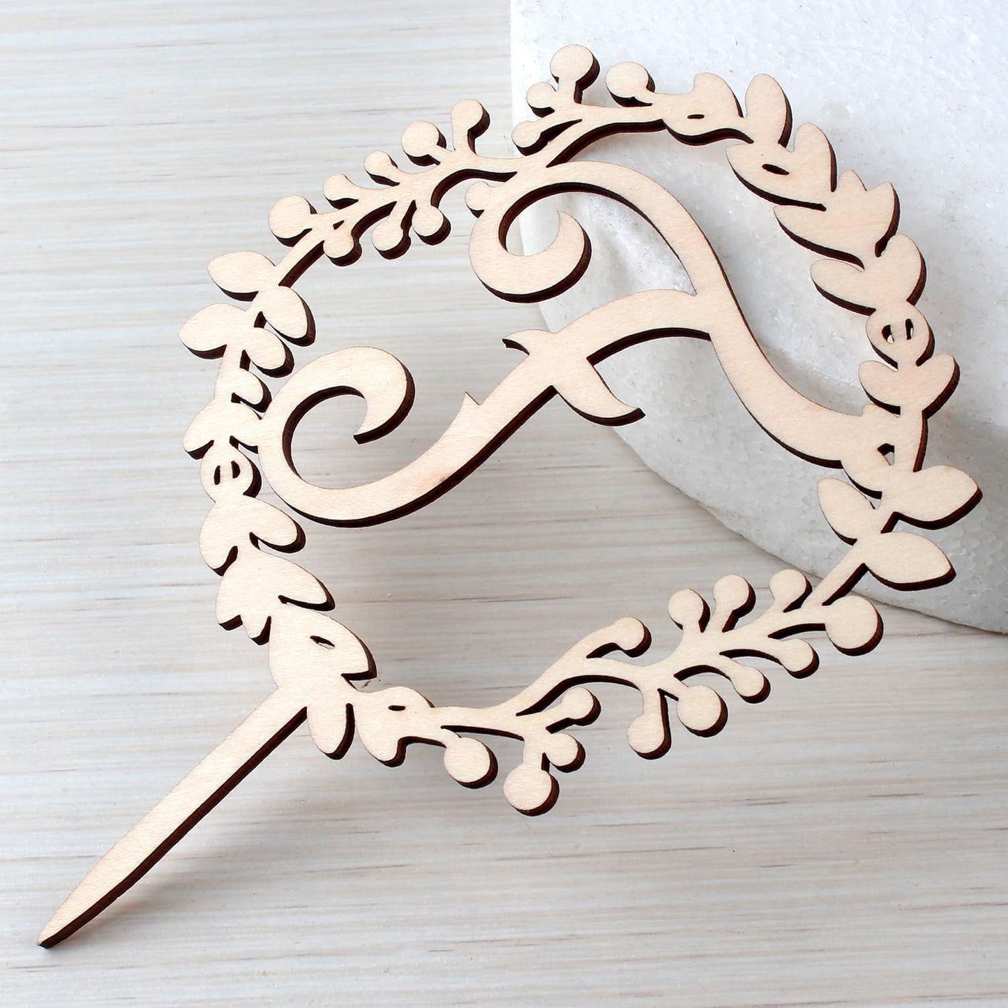 LINGTEER Personalized Inital Letter F Wooden Cake Topper Perfect for Birthday Rustic Wedding Anniversary Party Keepsake Decoration.