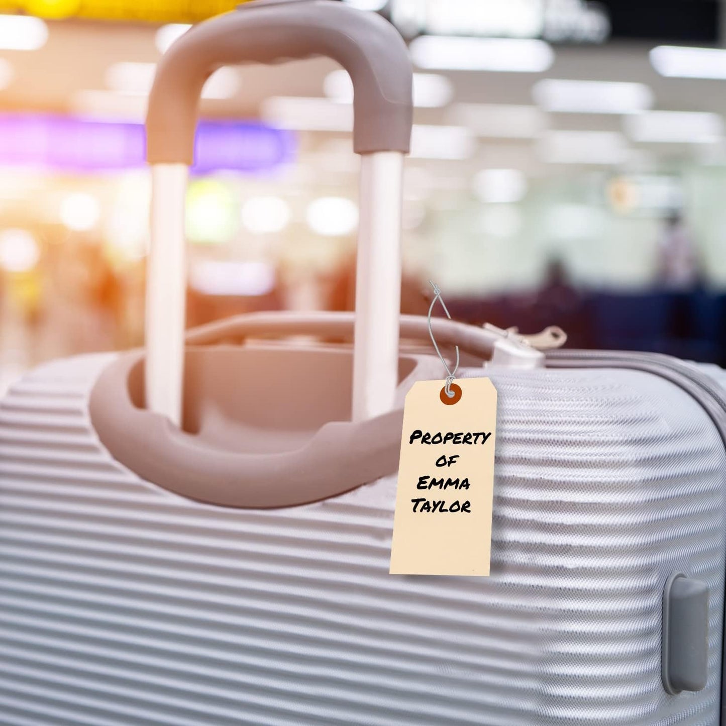 SmartSign Blank Manila Shipping Tags with Elastic Strings - Pack of 100, Size-6, 13pt Thick Pre-Strung Cardstock Tag, 5.25 x 2.625 inch, Paper Hang Tags with Reinforced Fiber Patch