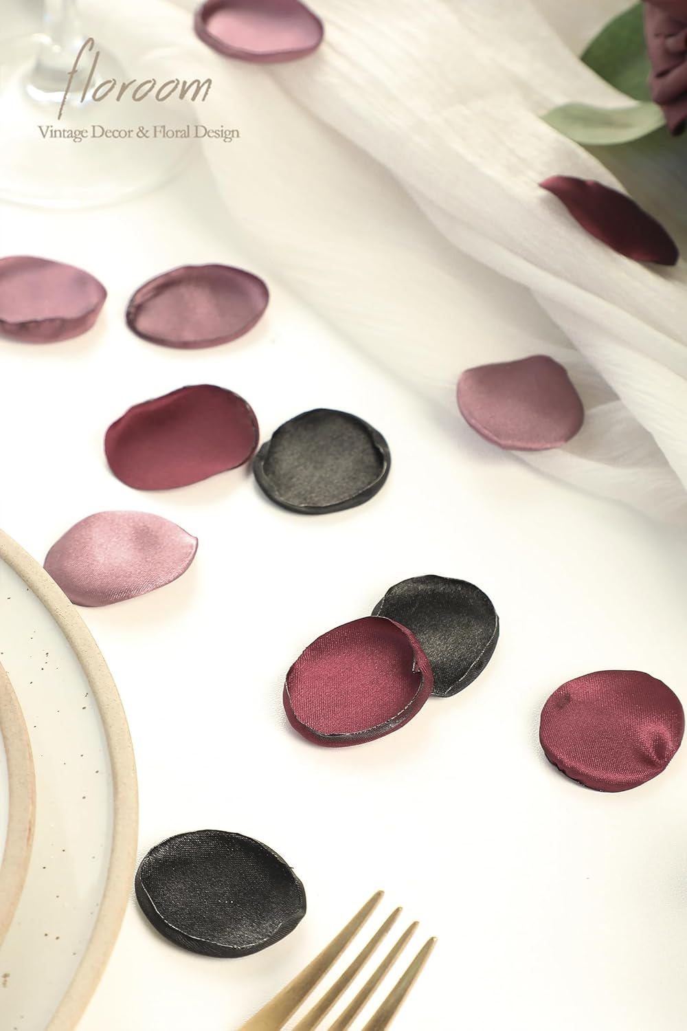 Floroom 300pcs Rose Petals Black Burgundy Faux Silk Flower Petals for Wedding Flower Girl Basket Aisle Scatter Dinner Table Centerpieces Party Confetti Bridal Shower Romantic Night Decoration