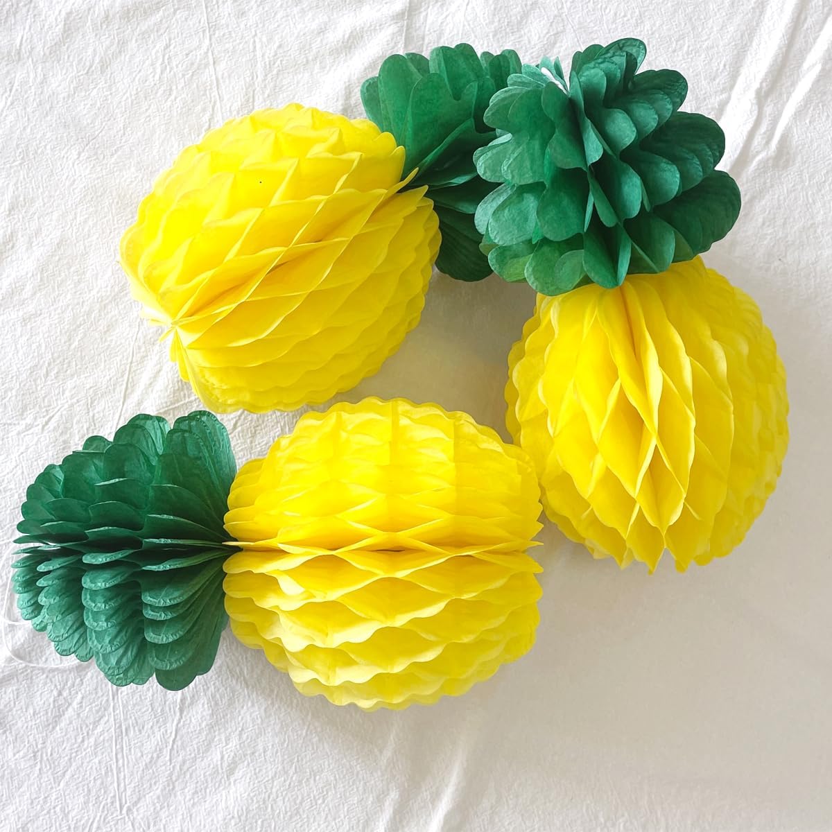 8pcs 8'' Paper Pineapple Honeycomb Decorations Tissue Party Pineapple Centerpieces Hanging Pineapple for Table Decor for Summer Tropical Hawaiian Beach Decor, Style2