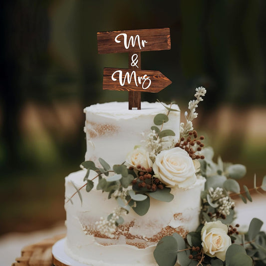 Rustic Mr & Mrs Cake Topper in Wood Cake Decoration for Wedding & Engagement