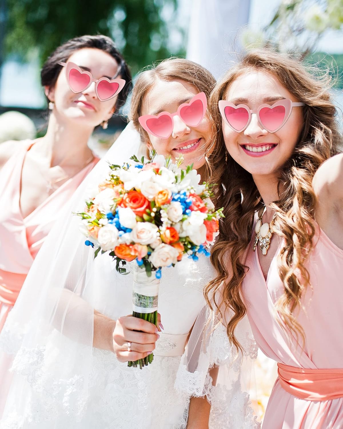 Flutesan 20 Pairs Retro Heart Sunglasses Vintage Cat Eye Heart Glasses Women Bachelorette Bride Sunglasses Bulk