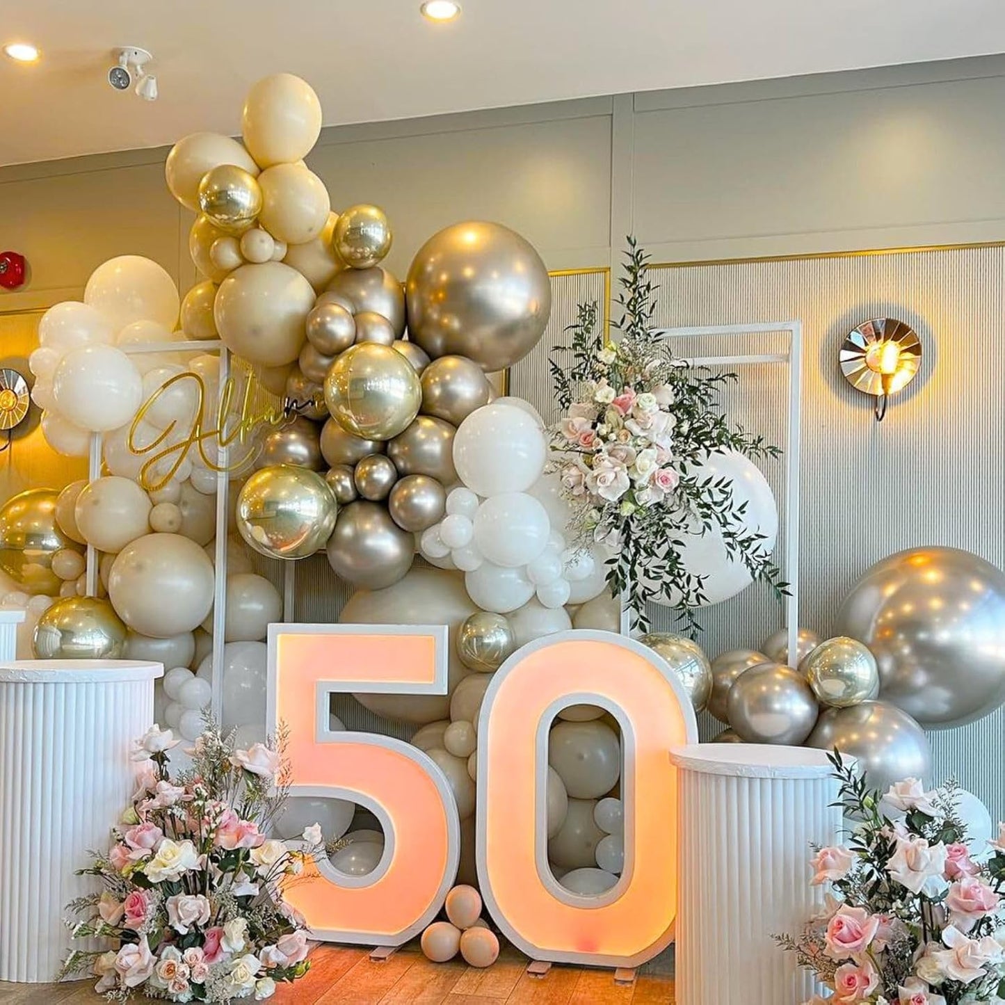 Gold and White Balloons, 12 Inch Gold Balloons, Nude Metallic Champagne Gold Balloons, Pearl White Clear Latex Balloons for Wedding Engagement Anniversary Men Women Birthday Party Decorations