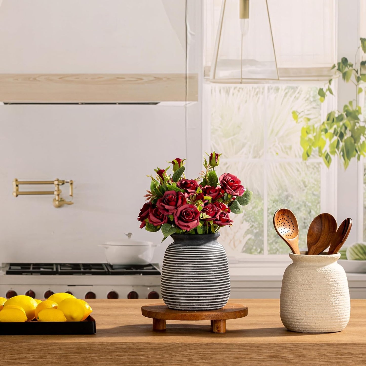 Ceramic Rustic Vase,7.48" Flowers Pottery Vases Home Decor Round Wide-Mouth Farmhouse Decorative Vase for Flowers Pampas for Table Living Room Entryway Mantel Shelf Kitchen Bathroom Bedroom