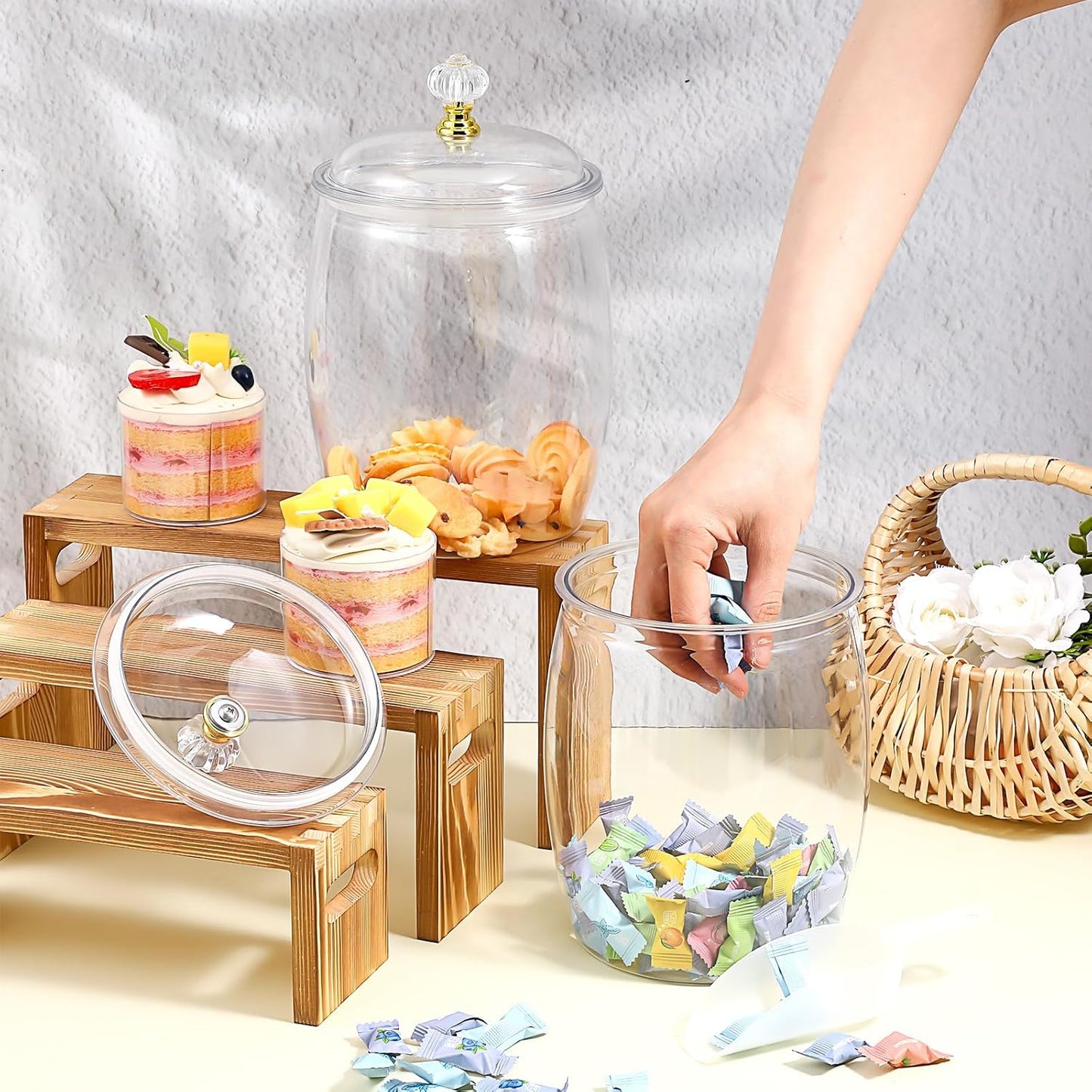 4 Pcs Candy Jars with Lids and Spoons Clear Candy Jars for Candys Cookie Buffet Storage Container Clear Airtight Food Storage Jar Plastic Airtight Apothecary Jar for Home Apothecary Kitchen Wedding