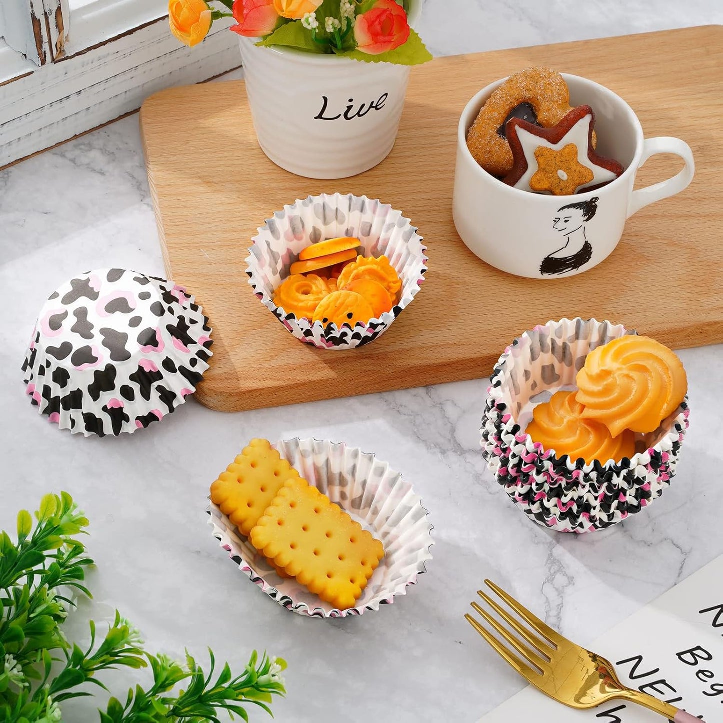Waline 300 Pcs Cow Print Cupcake Liners - 2x1.2 Inch Cow Animal Baking Cups Holders for Baby Shower, Birthday, Wedding Party