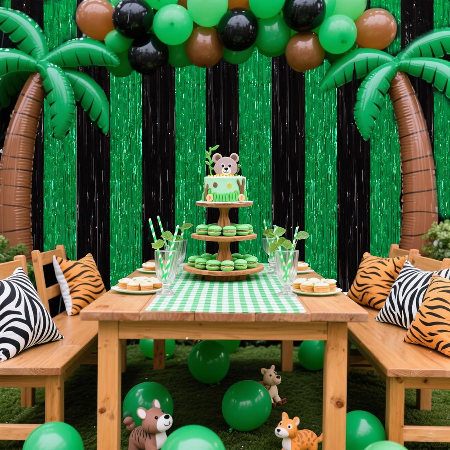 TONIFUL 2Pcs Black Green Door Streamers,Green Photo Booth Backdrop,Metallic Streamers Green Foil Fringe Curtains for Birthday,Christmas,New Year,St. Patrick's Day Party Streamers Decor