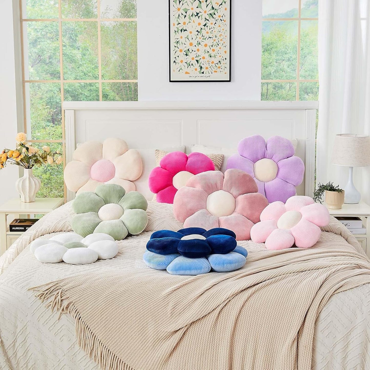 White Flower Pillow, 17.7" Cute Flower Shaped Floor Pillow, Aesthetic Floral Plush Daisy Decorative Throw Pillows for Bed Sofa Couch